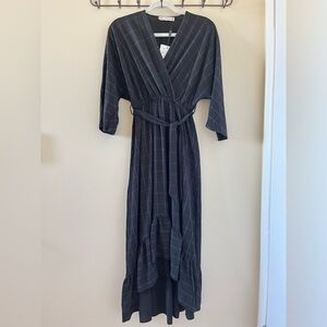 Black Plaid maxi dress 🖤